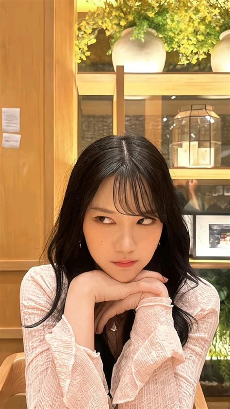 pin oleh faisal anwar  quick saves gadis gadis cantik gadis imut