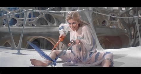 Helen Slater's feet
