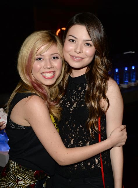 Miranda Cosgrove And Boyfriend 2022