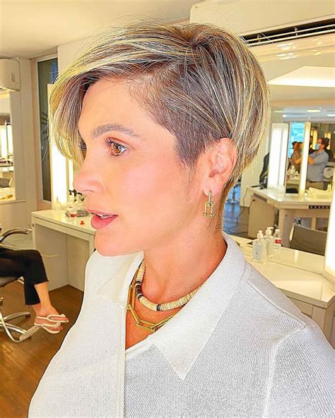 27 Stylish Long Pixie Bob Haircuts for a Unique Length and Style