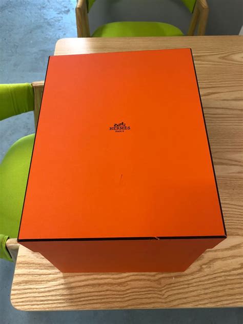 Hermes 盒, 名牌, 手袋及銀包 on Carousell