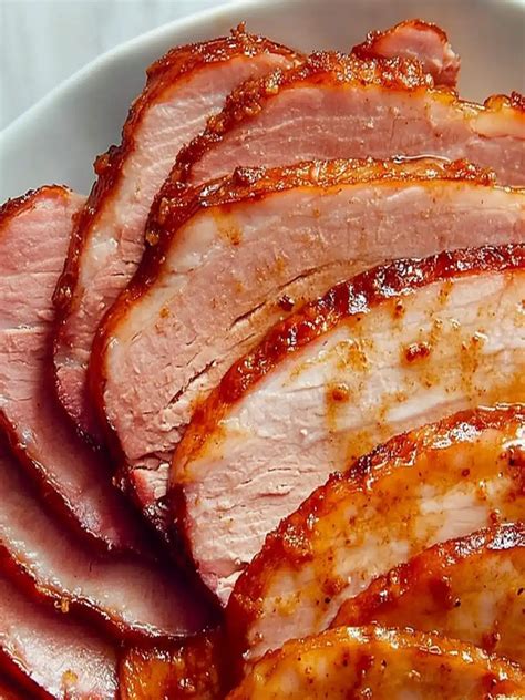 Irresistible Copycat Honey Baked Ham with Caramelized Crust