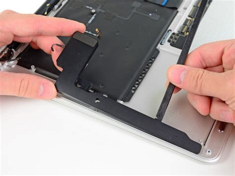Apple's New Macbook Air EXPOSED | IBTimes