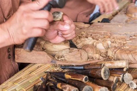 relief carving  beginners  comprehensive guide