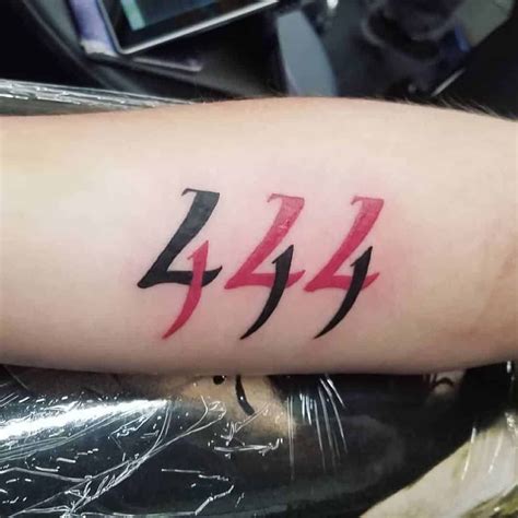 Share more than 67 444 finger tattoo best - in.eteachers