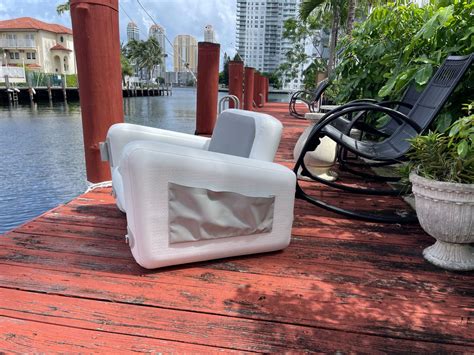 Inflatable Portable Chair.
