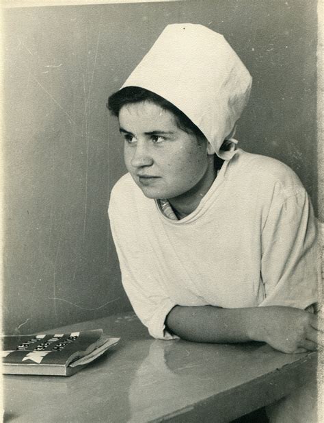Медсестры. Ради здоровья других - История России в фотографиях