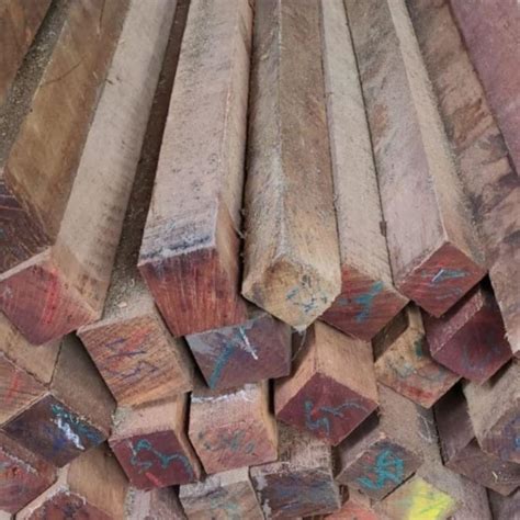 Tijolo de Fábrica Pe - 4 Metros Barrote Madeira Mista 3/2 (5,5 cm x 4,5 ...