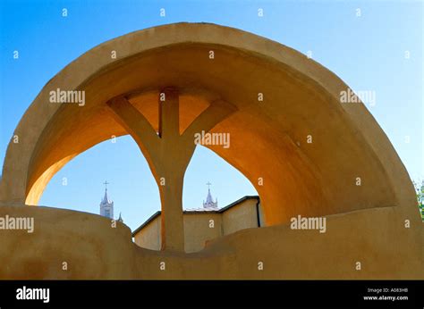 Arch architecture in New Mexico Stock Photo - Alamy