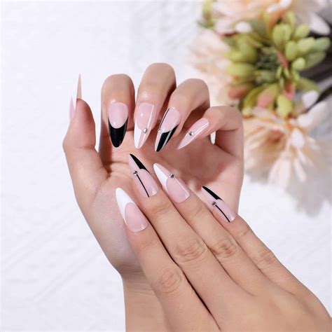 press  nails  black tips  alexander feinstein blog