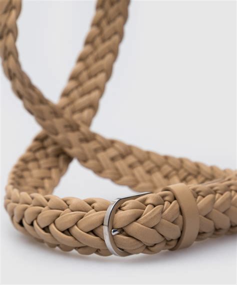 Loro Piana - Бежевый кожаный ремень с плетением FAM1573 купить в Symbol