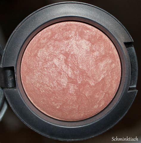 Schminktisch: Mineralize Mittwoch - MAC Warm Soul