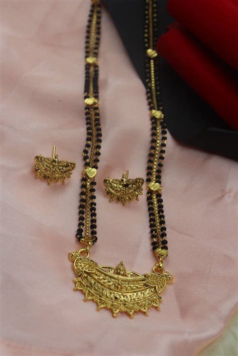 artificial wedding trending pendent mangalsutra set  rs piece