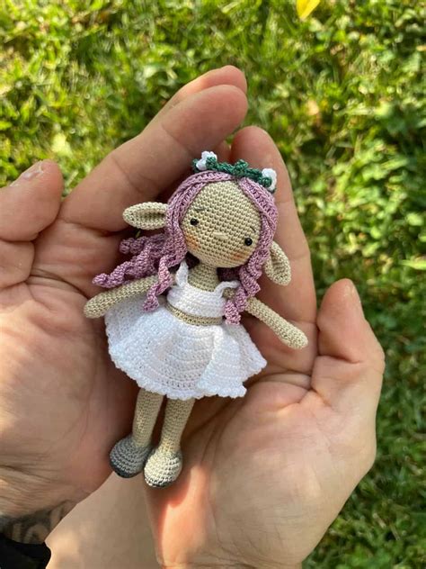 11 Fascinating Crochet Art Dolls and Figures