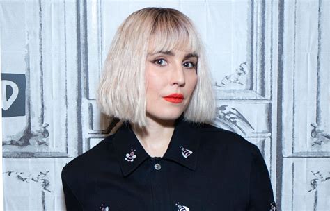 Noomi Rapace Ubriaca