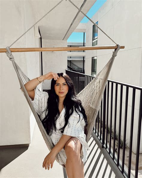 Jazmine Valdivia (@jazminevaldivia) • Instagram photos and videos