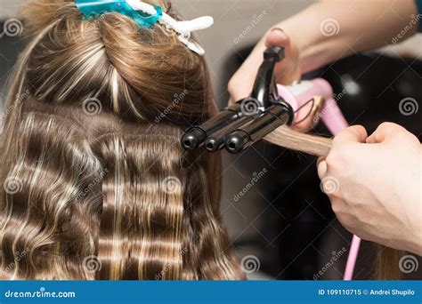 Wrap the Hair in a Beauty Salon Stock Image - Image of business, hairdo ...