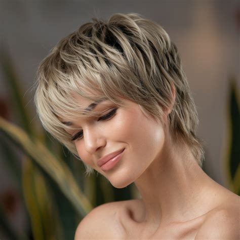 Corte De Camada Curto - Corte de Cabelo Feminino Curto Repicado em Camadas: Ideias e Inspiração ...