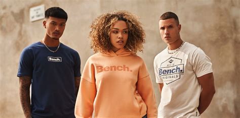 Bench. — Europa