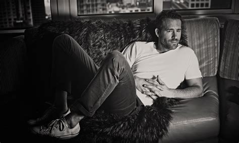 ryan reynolds wallpaper 2