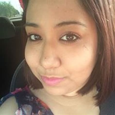 Stream Zulma E. Hernandez music | Listen to songs, albums, playlists ...