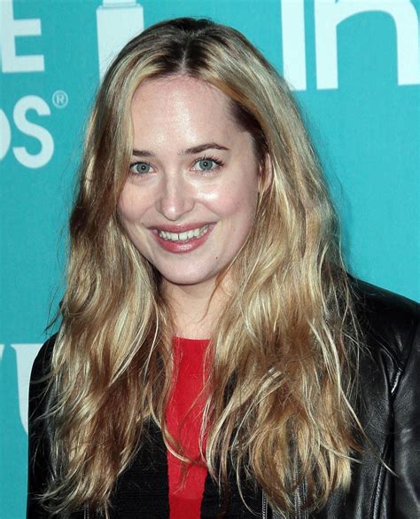 dakota johnson picture   hollywood foreign press association
