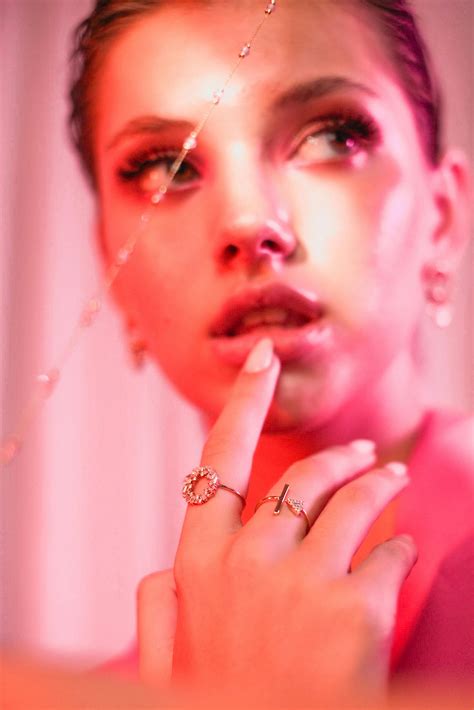 Beautiful+Bouncing+Breasts+Gifs Photos, Download The BEST Free