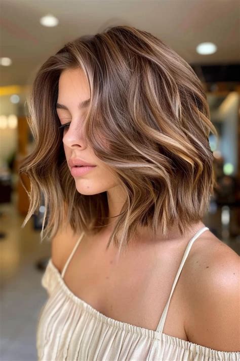 39 Short Brown Hair With Highlights Hair Inspiration to Elevate Your