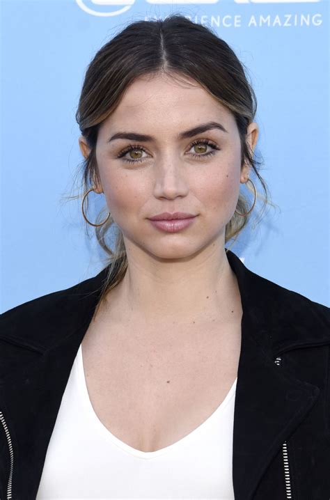 Ana de Armas - Rising Star Showcase, Napa Valley Film Festival 2017