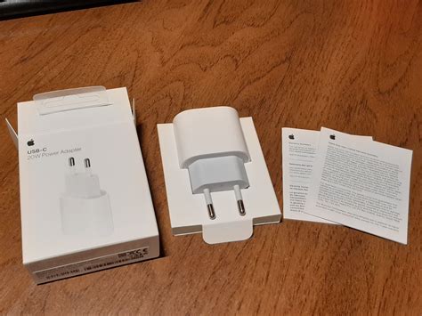 Сетевое зарядное устройство Apple 20W USB-C Power Adapter, белый ...