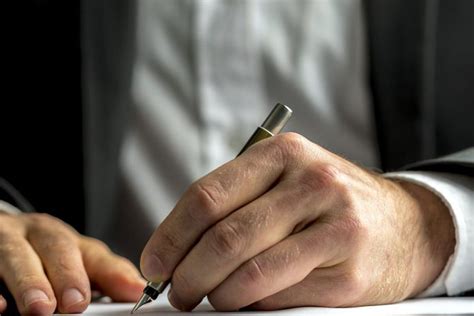Подать на алименты через Госуслуги: пошаговая инструкция