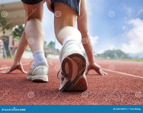 Athlete ready for race stock image. Image of track, aspiration - 23616875