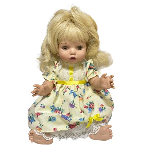 Exquisite Vintage 1995 Baby So Beautiful by Playmates EUC Original Out