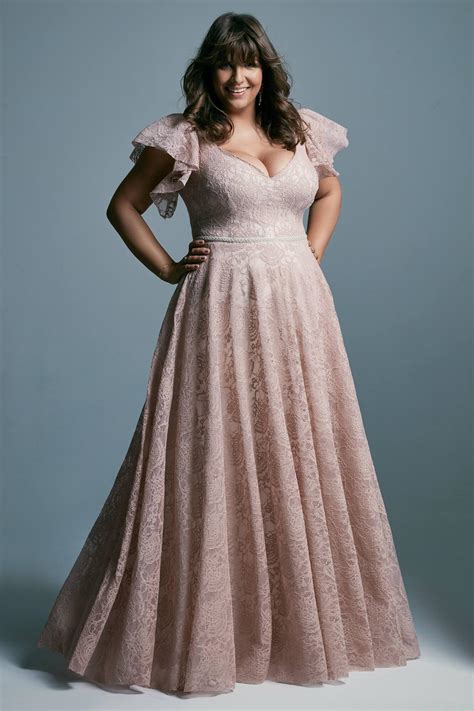 Princess dress - plus size pink wedding dress