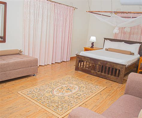 Orika Beach Lodge | Edge Water Court