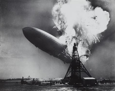 File:Hindenburg disaster.jpg - Wikimedia Commons