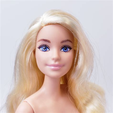 Nude Barbie Doll Flat Feet ~ Blonde Wavy Hair Modern Fashion Doll for