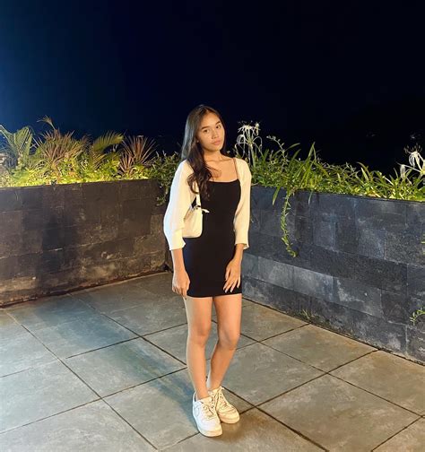 Lovely Luna (@loveelyluna) • Instagram photos and videos