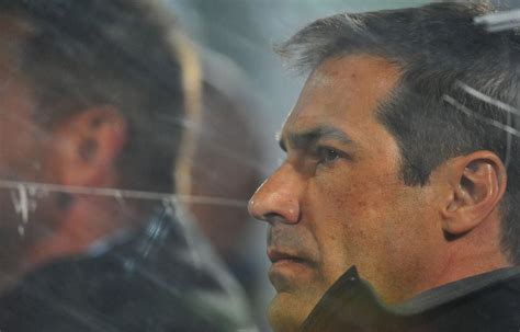roger de sa appointed  pirates head coach  mail guardian