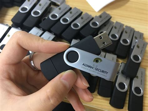 USB Flash Drive 16gb Key Pendrive Personalized Logo-in USB Flash Drives ...
