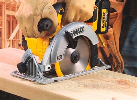 Циркулярные (дисковые) пилы — купить в официальном магазине Dewalt