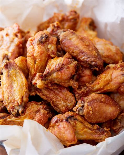 15 Delicious Deep Fried Crispy Chicken Wings – Easy Recipes To Make at Home