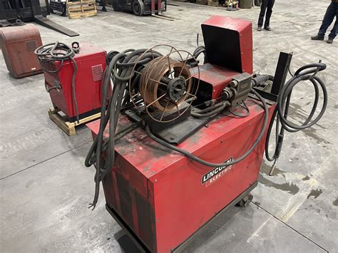 Lincoln DC-600 Welder - Vander Ziel Machinery Sales