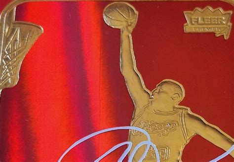 Limited Edition Michael Jordan Signature Series 1986 Rookie Gold Card ...