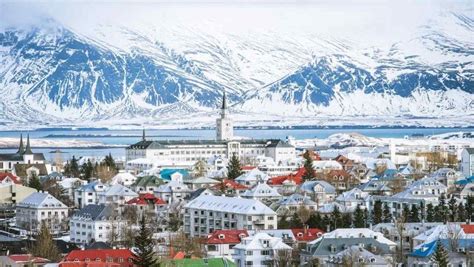 Рейкьявик, Исландия | Safe vacations, Best places to travel, Places to ...