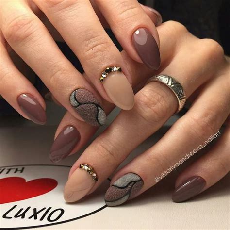 “Delicious” brown manicure: design ideas - Nailtrends | Unghie, Unghie ...
