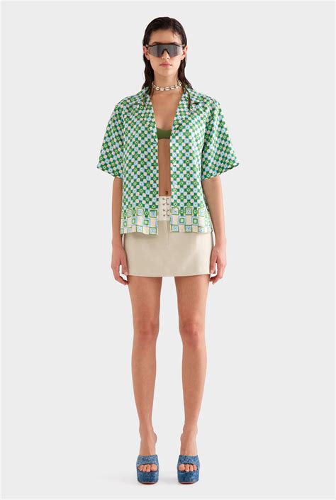 Shop New Woman