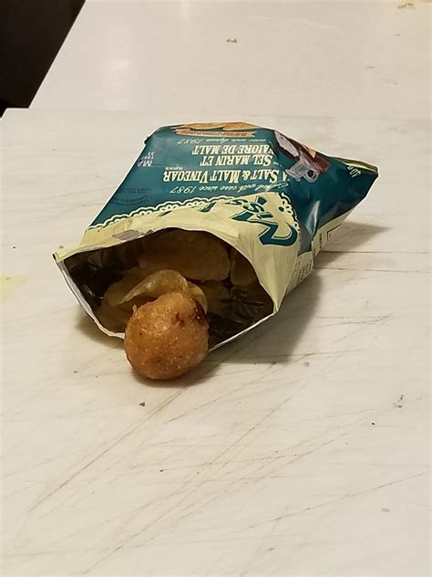 Whole potato in chip bag : r/pics