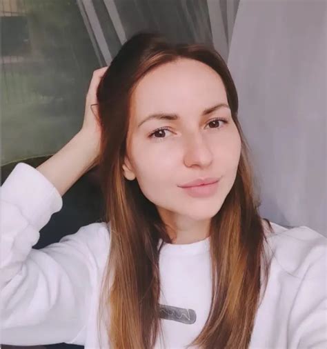 s7g Rg7 Zfqb E — Postimages