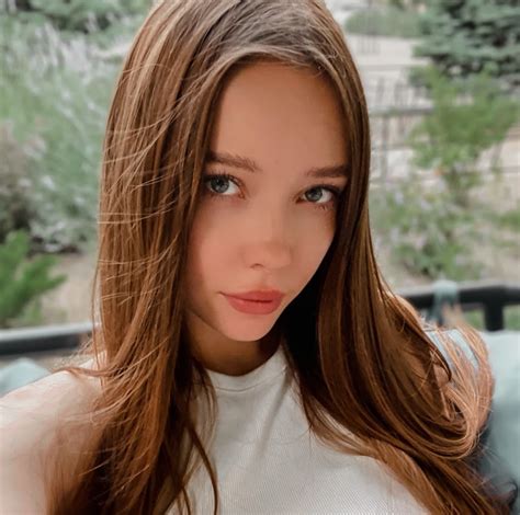 Kate kuray Wiki, Bio, Net Worth, Personal Life, Career, Measurement ...